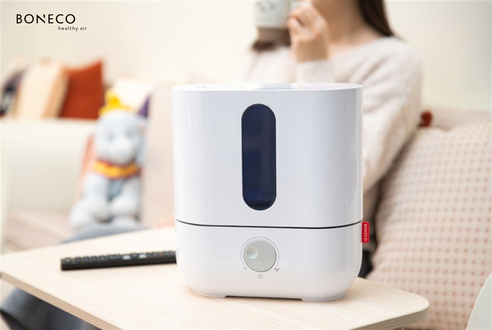 Vì sao nên chọn máy tạo ẩm BONECO U200 Thụy Sĩ cho gia đình có trẻ nhỏ?