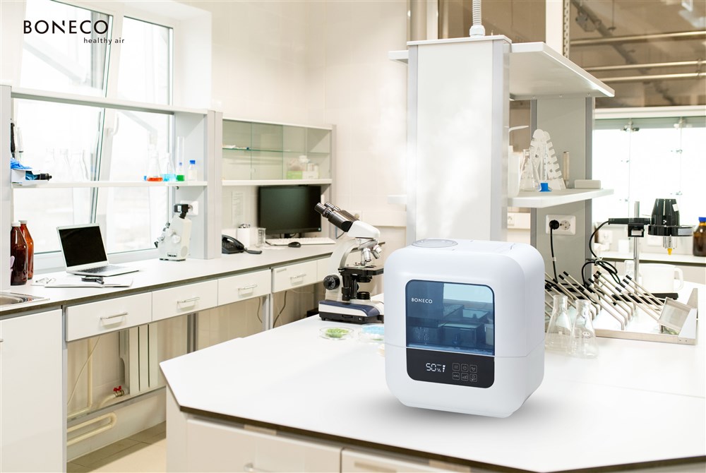 Máy tạo ẩm cho phòng thí nghiệm: Giải pháp tối ưu độ ẩm với BONECO U700 và U350