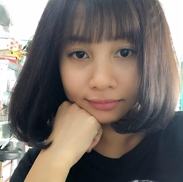 Chị Phạm Anh - Hà Nội